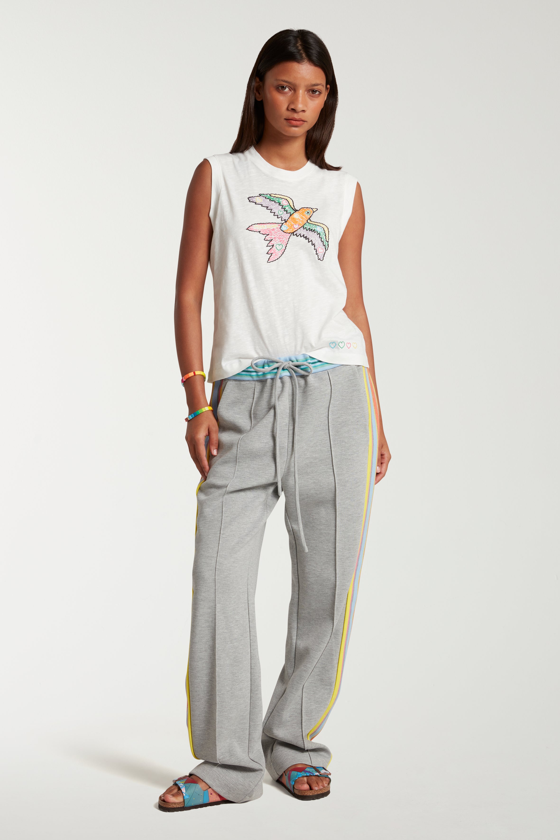 Embroidered Bird Sleeveless T-shirt